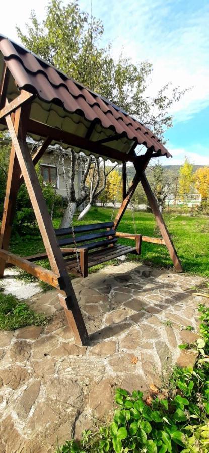 Rosinka Apartment Yaremche Exterior photo
