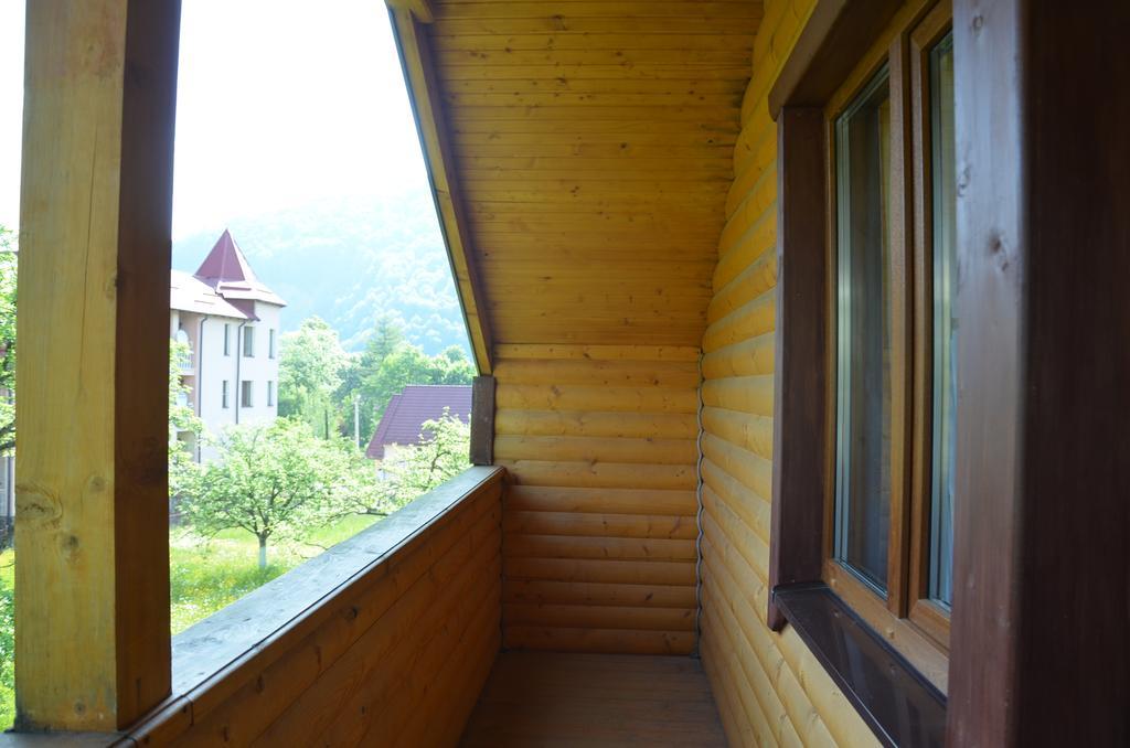 Rosinka Apartment Yaremche Exterior photo